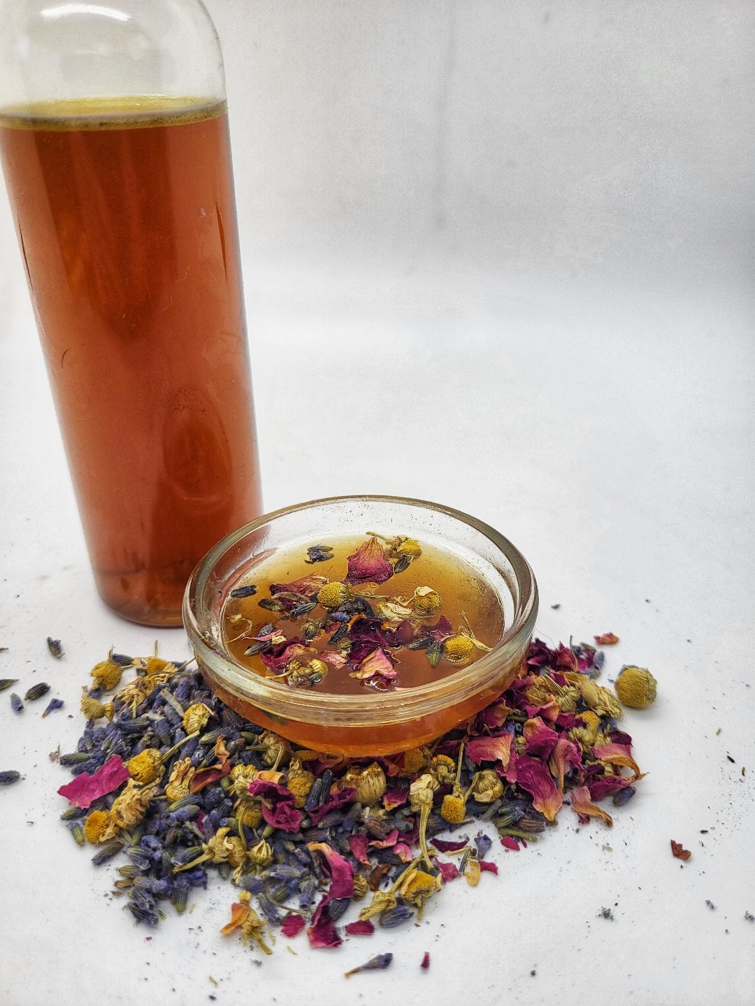 An all-natural facial toner mist with rose, lavender, chamomile, aloe and witch hazel for cleansing and calming.